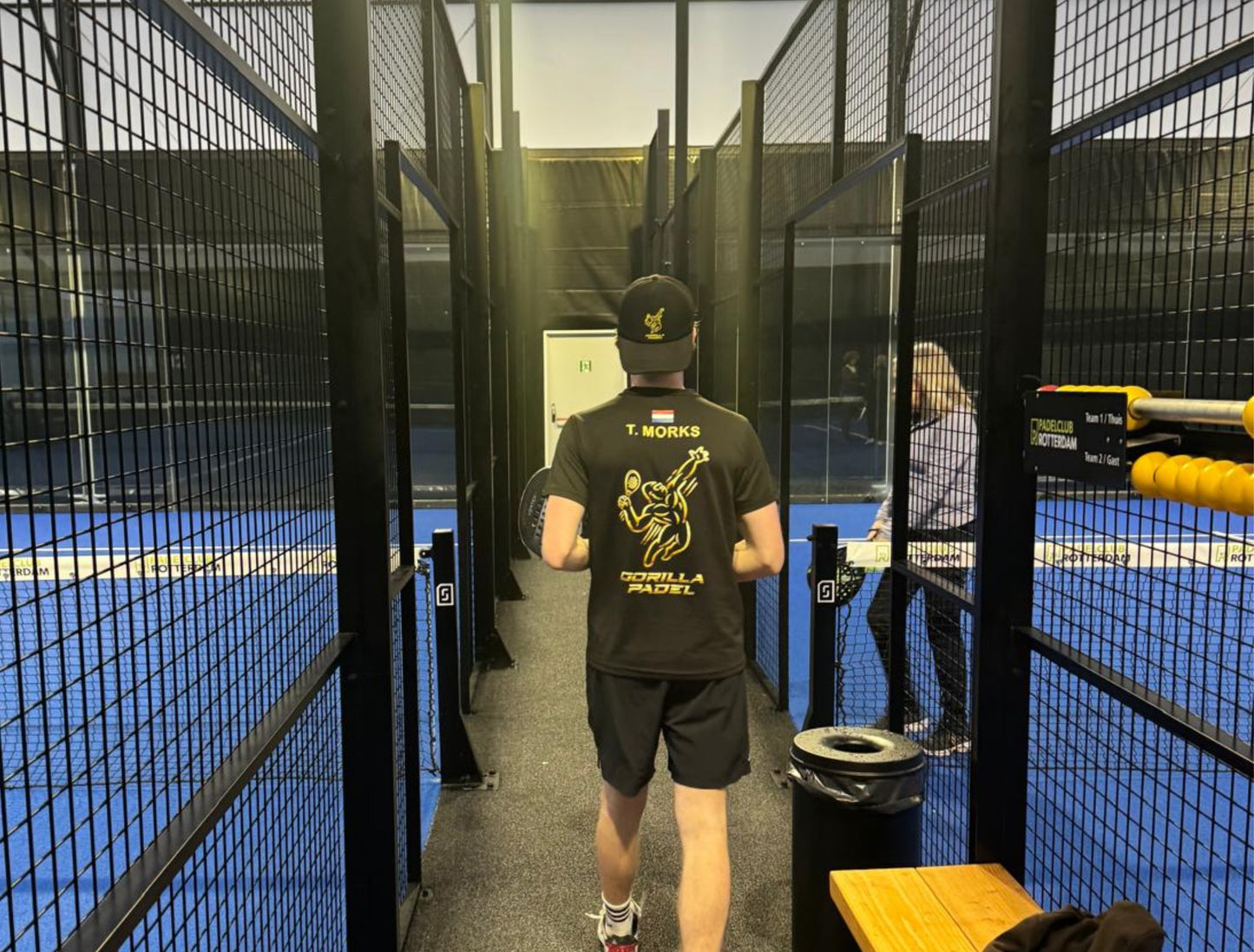 *EIGEN NAAM* Gorilla Padel Shirt